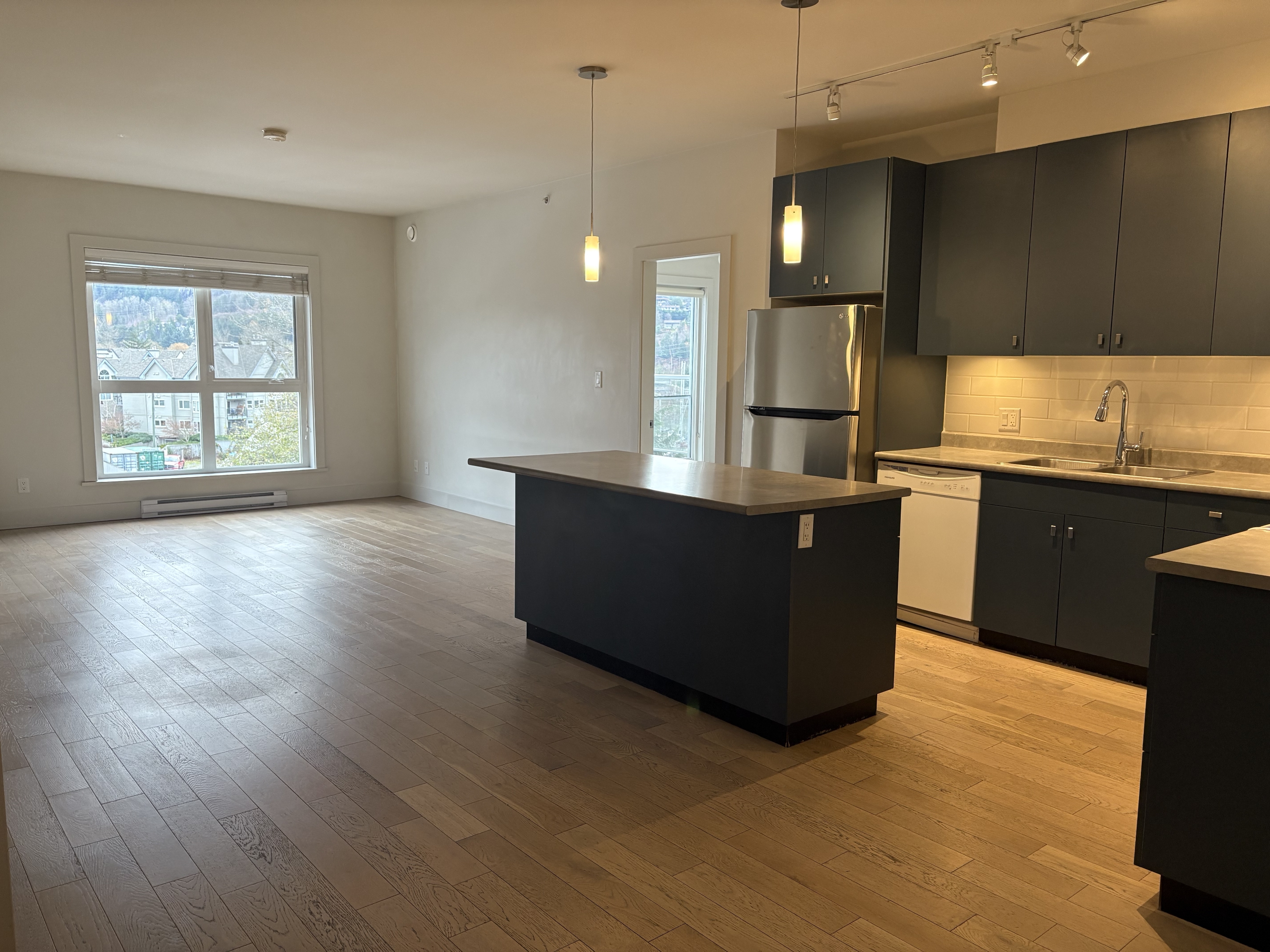 38116 Loggers Lane - 203